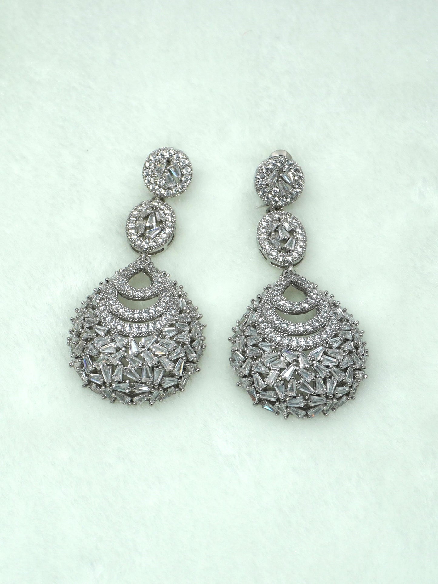 SILVER KELSEY ZIRCONIA EARRINGS