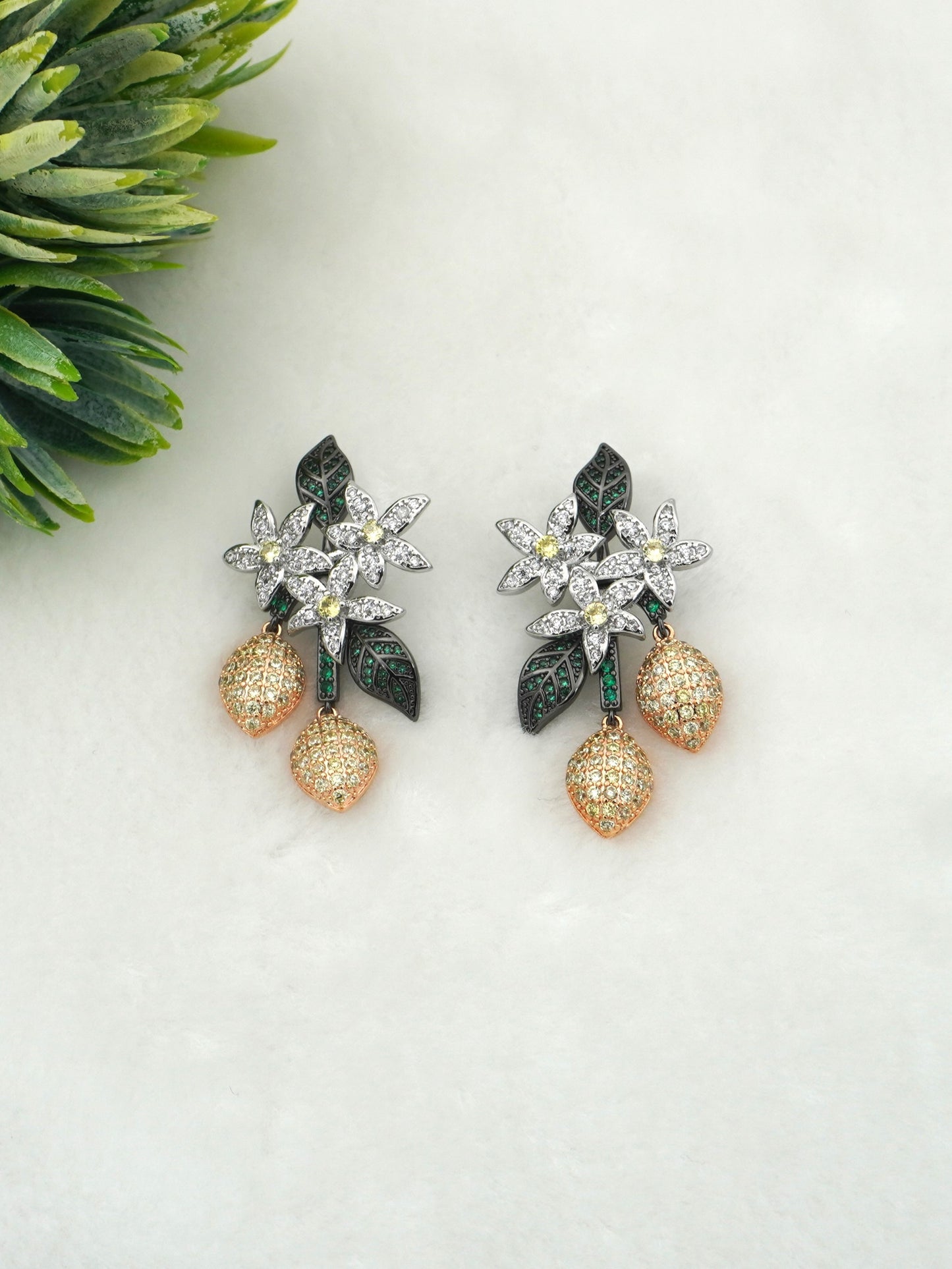 MULTICOLOR CLOVER ZIRCONIA EARRINGS