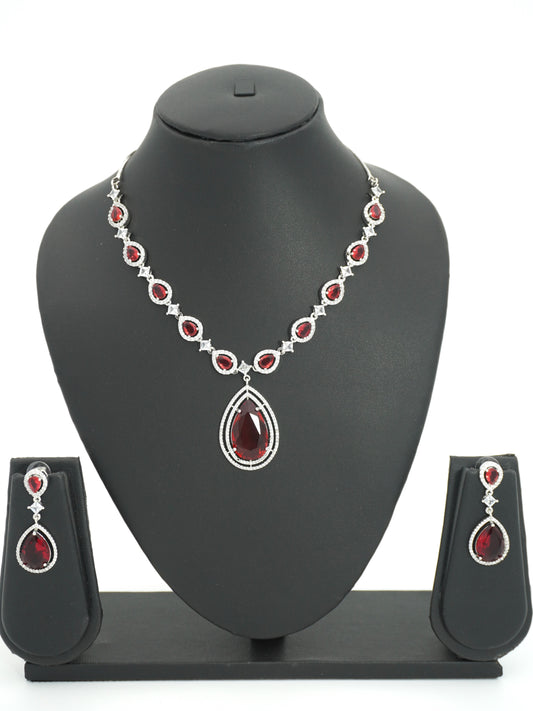RUBY RIHANNA NECKLACE SET