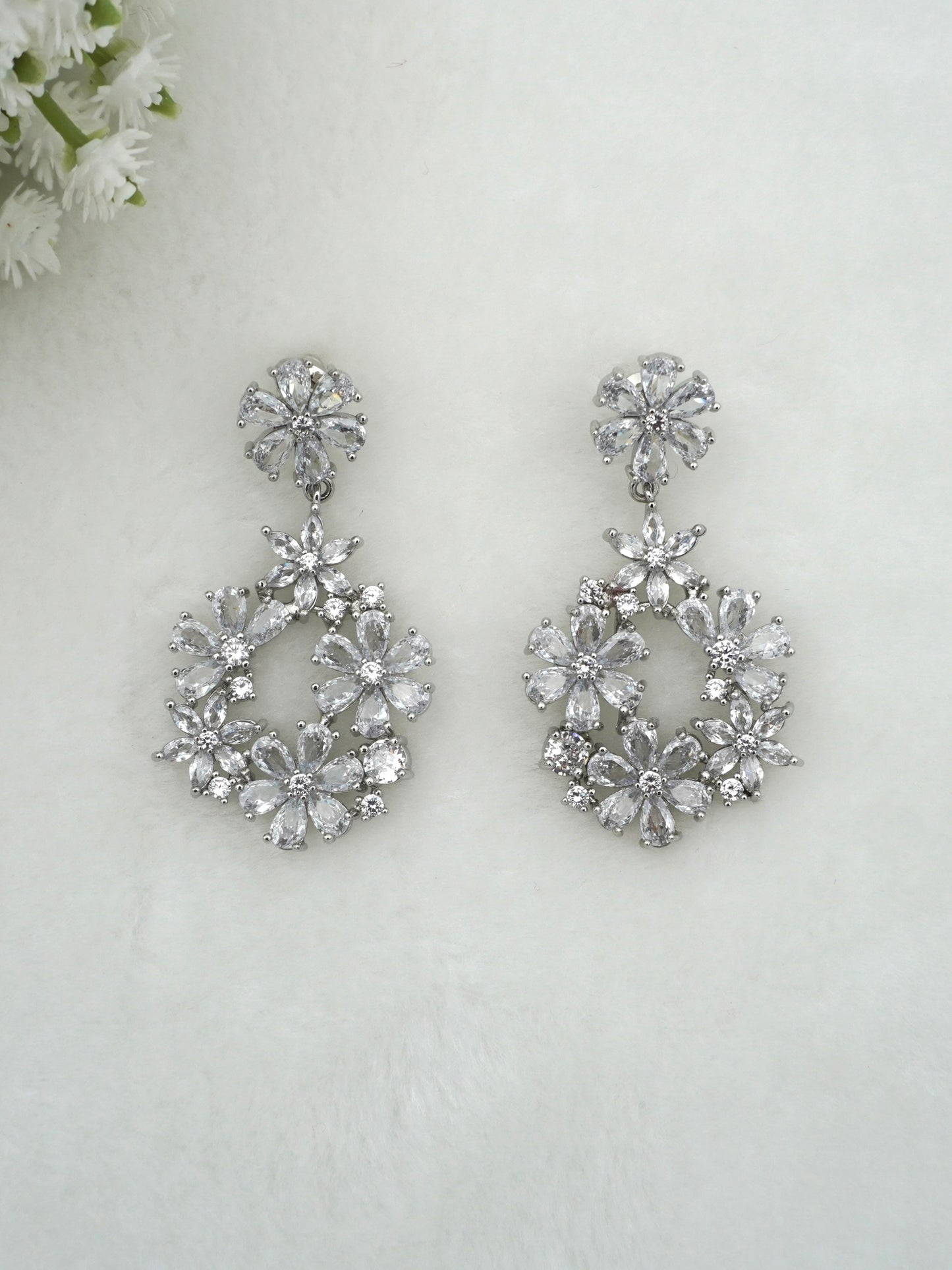 WHITE CHERIE ZIRCONIA EARRINGS