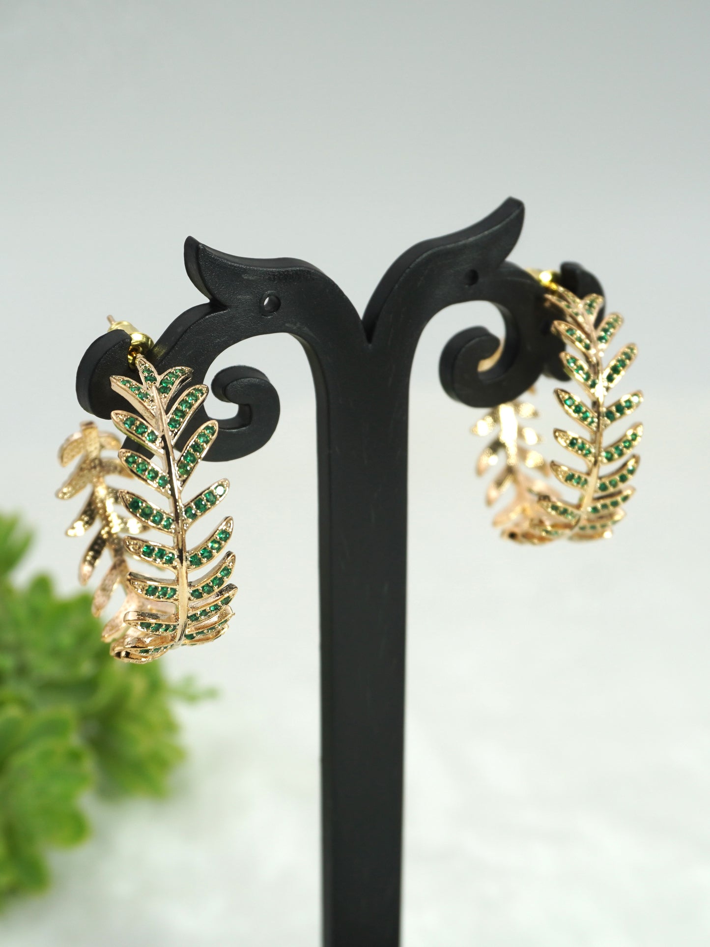 GREEN EVELYN ZIRCONIA EARRINGS