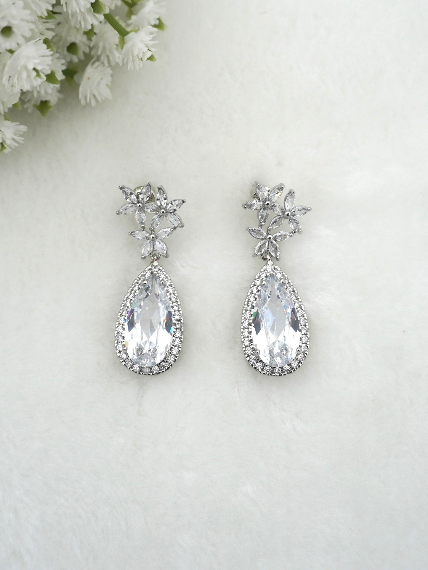 SILVER LANA ZIRCONIA EARRINGS