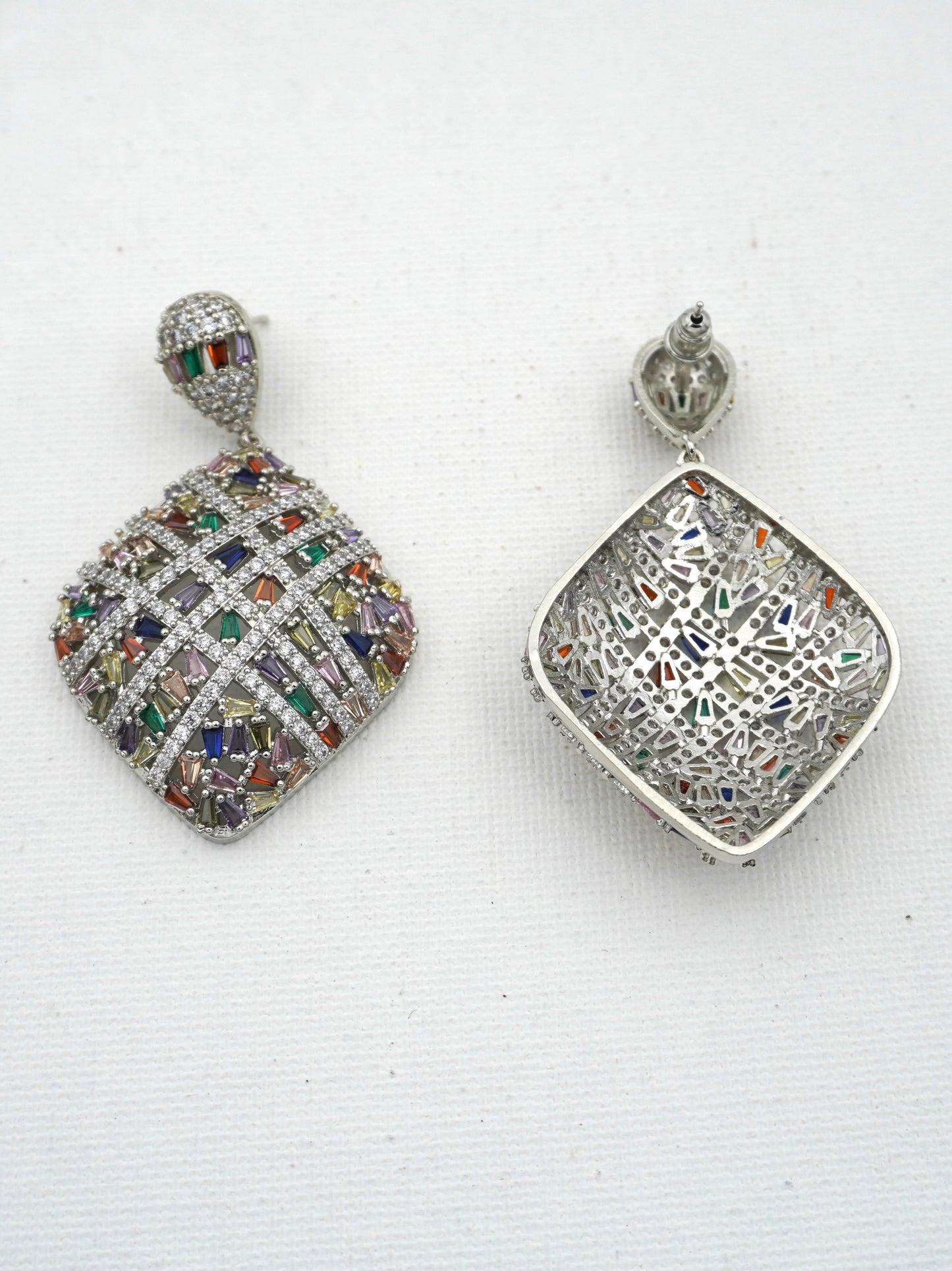 MULTICOLOR ANISA ZIRCONIA EARRINGS