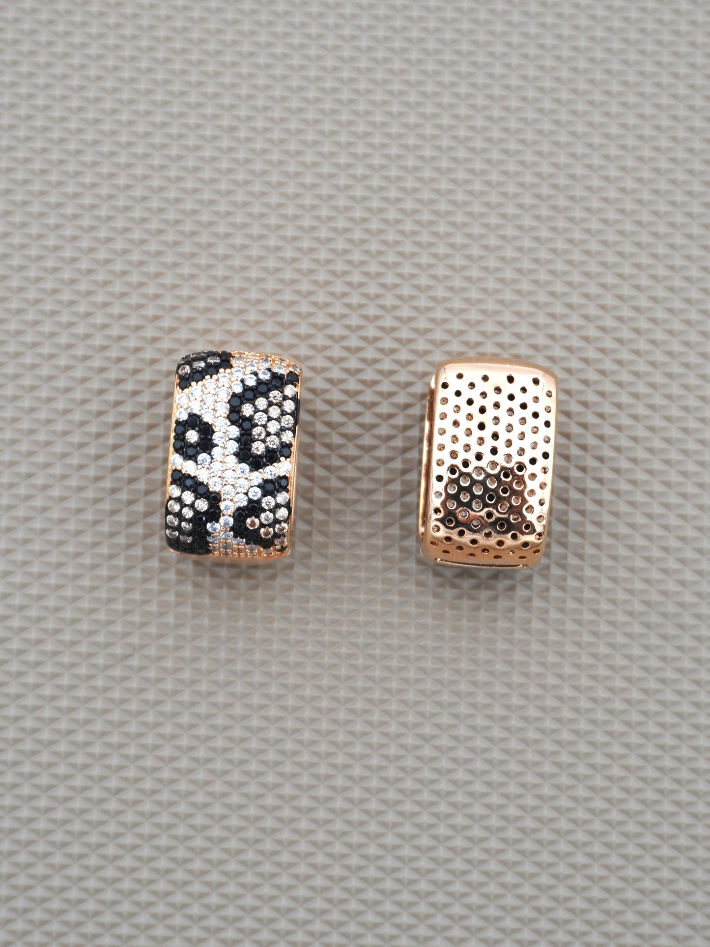 GOLD LEOPARD2 ZIRCONIA EARRINGS