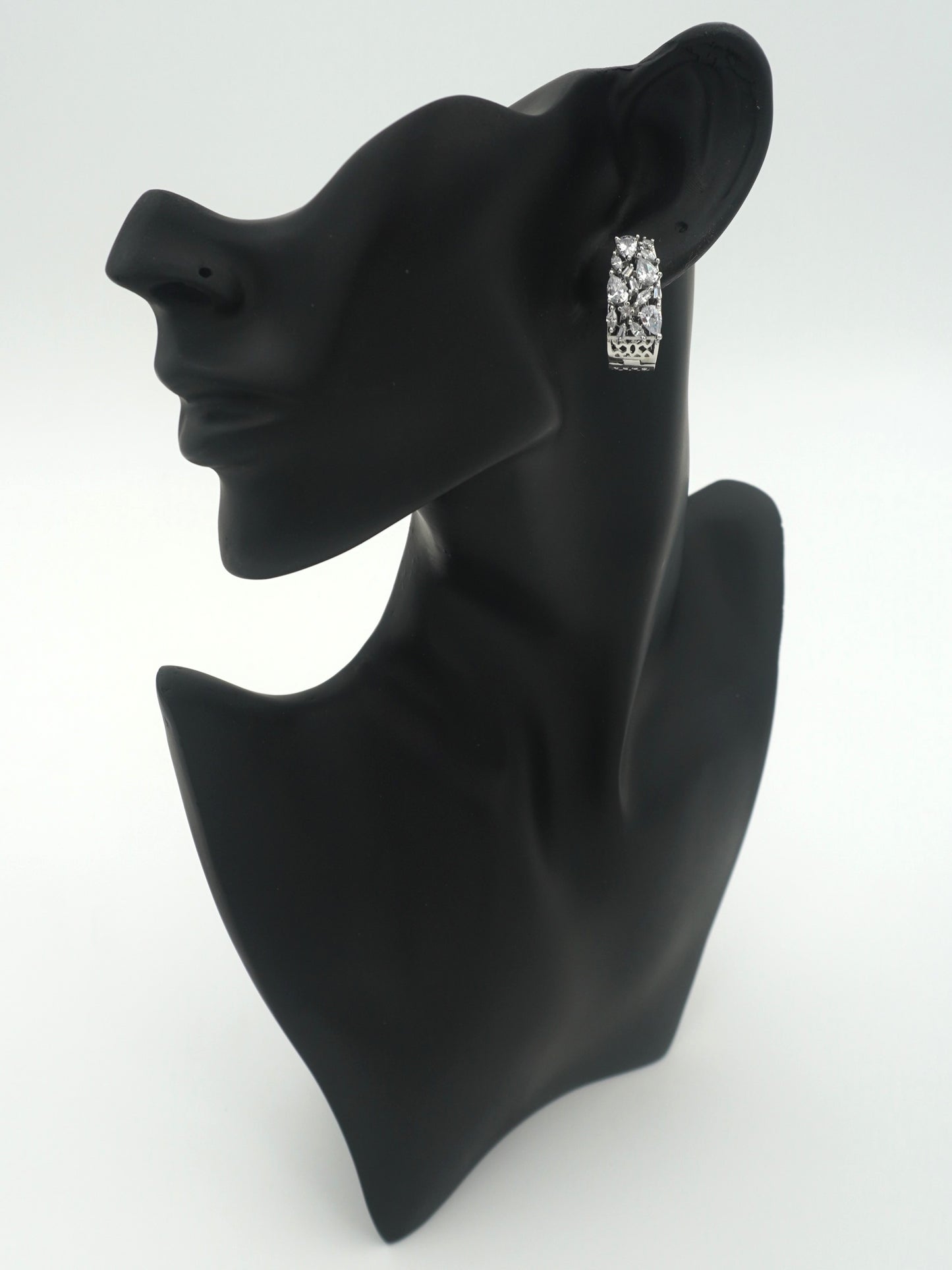 SILVER RANA ZIRCONIA EARRINGS