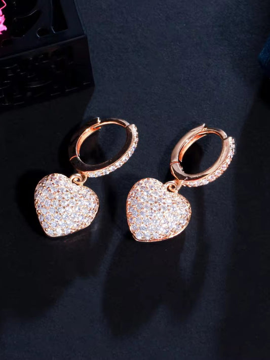 WHITE CORDATE ZIRCONIA EARRINGS