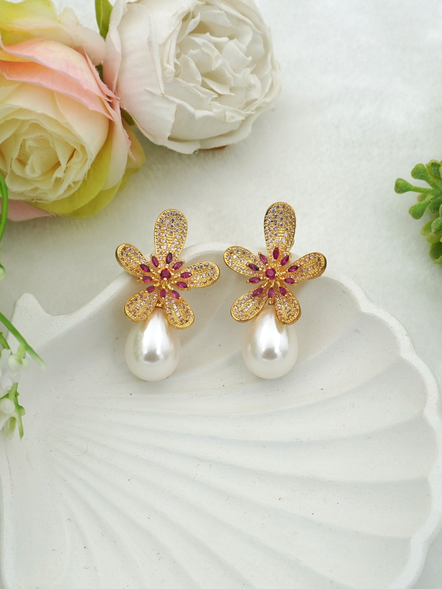 MULTICOLOR ANGELY ZIRCONIA EARRINGS
