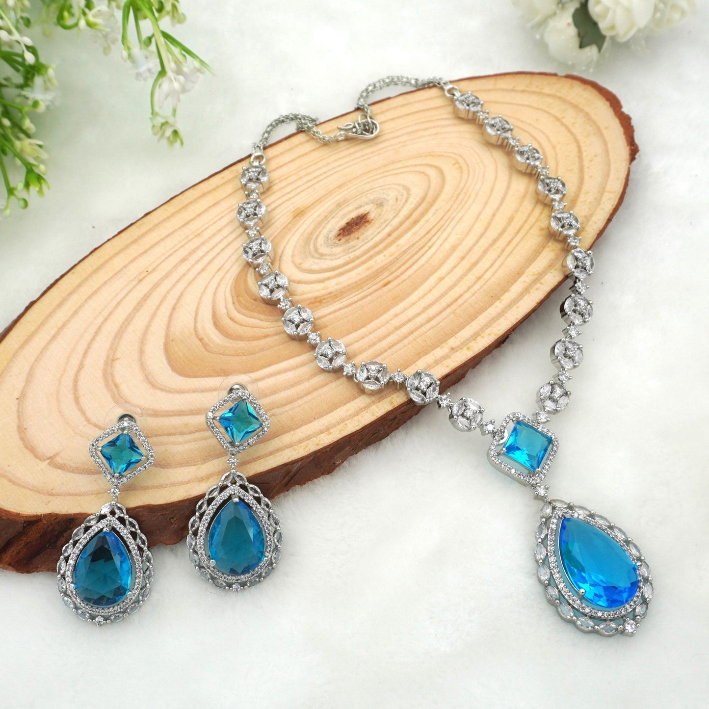 BLUE LISA NECKLACE SET - Jewels of Iva