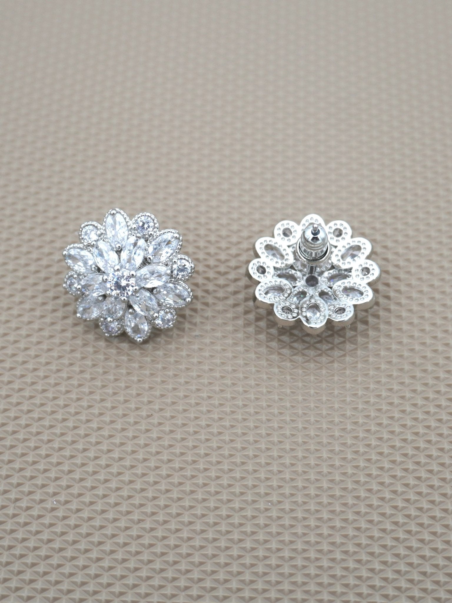 SILVER CALLA ZIRCONIA STUDS - Jewels of Iva