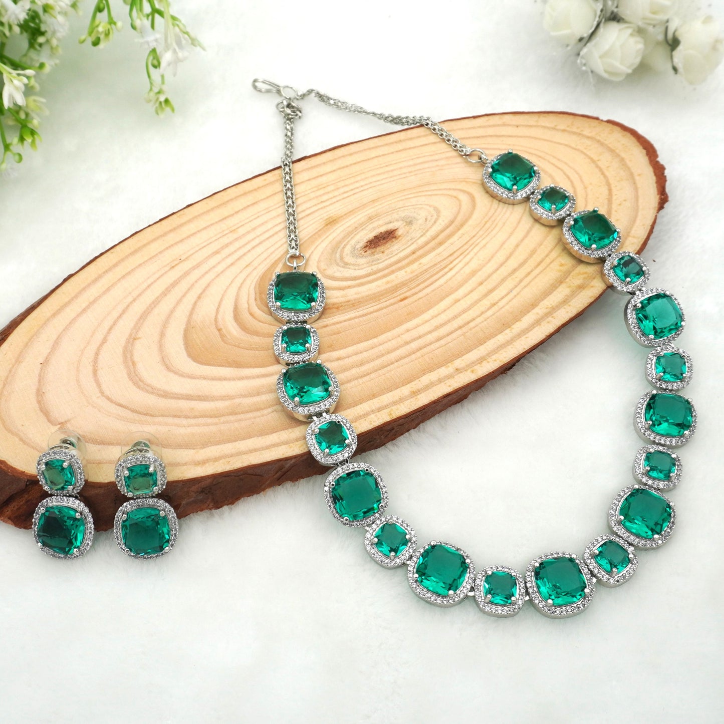 GREEN HILDA NECKLACE SET