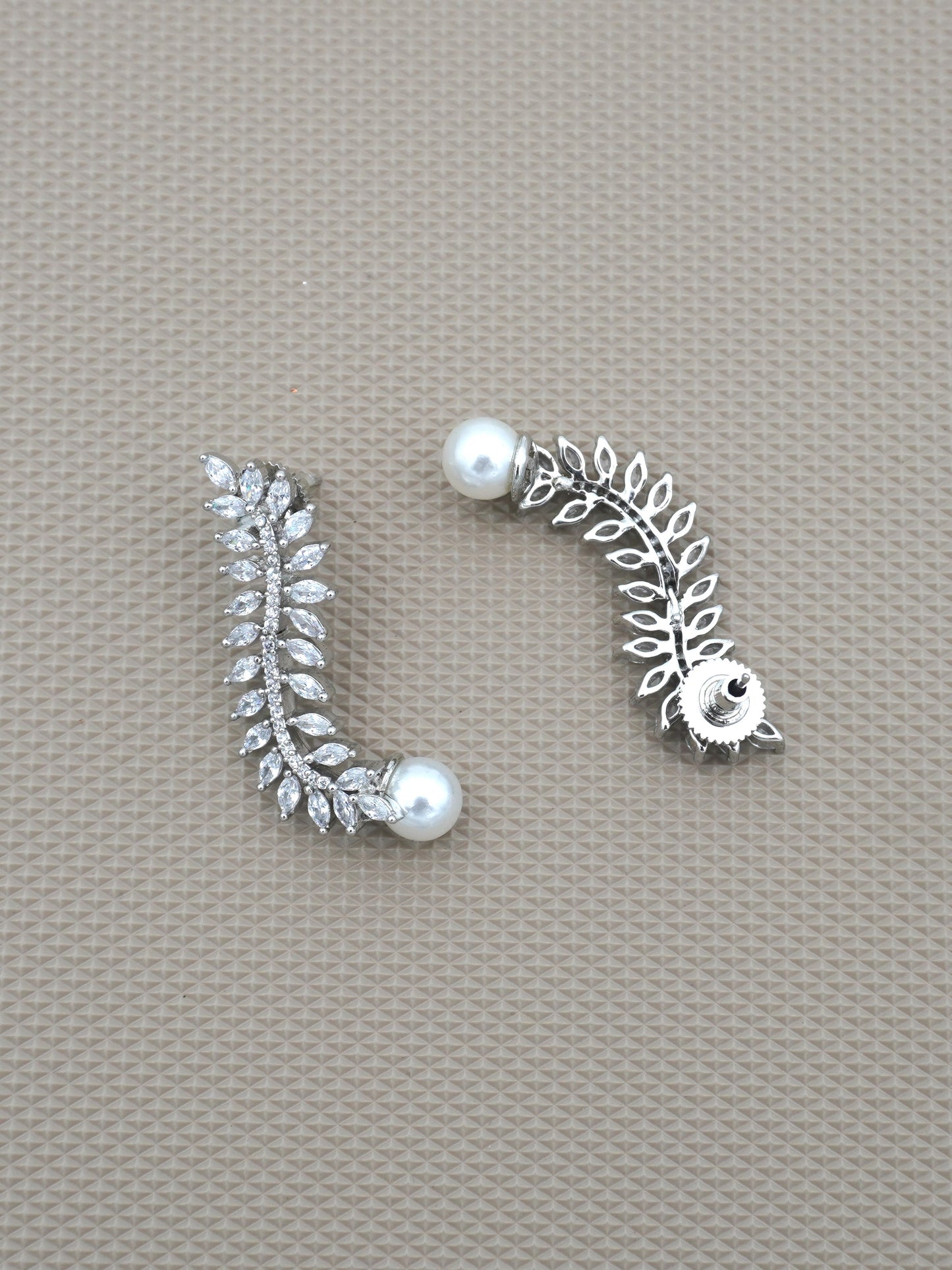 SILVER NOVA ZIRCONIA EARRINGS