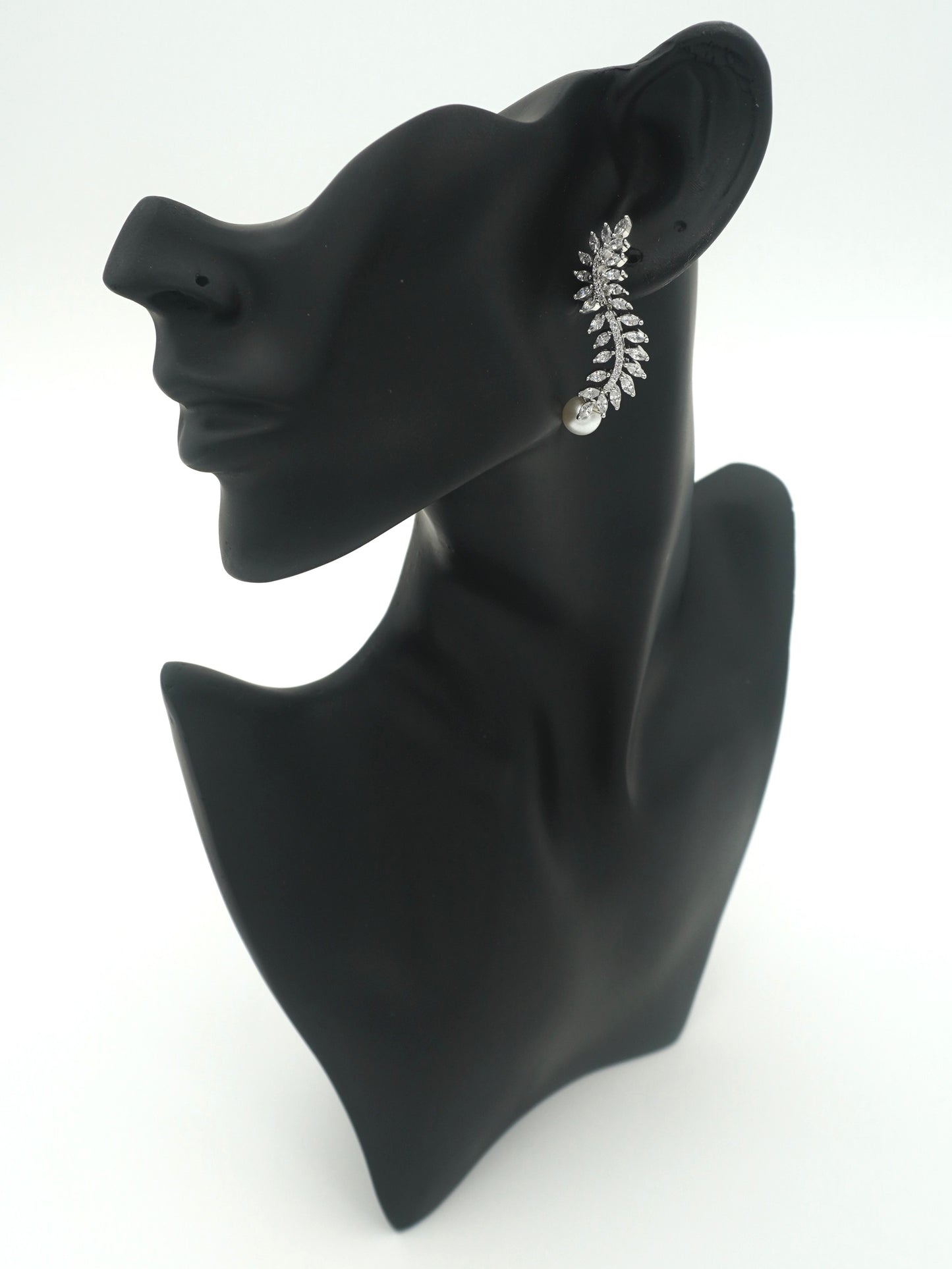 SILVER NOVA ZIRCONIA EARRINGS