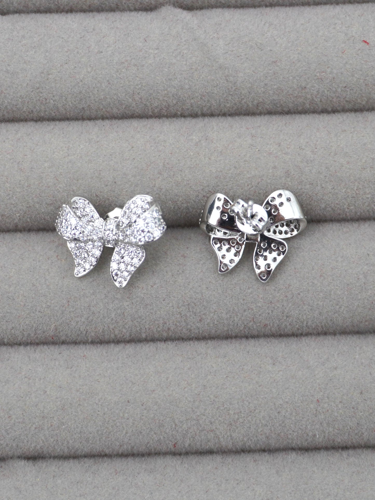 SILVER BOW ZIRCONIA EARRINGS