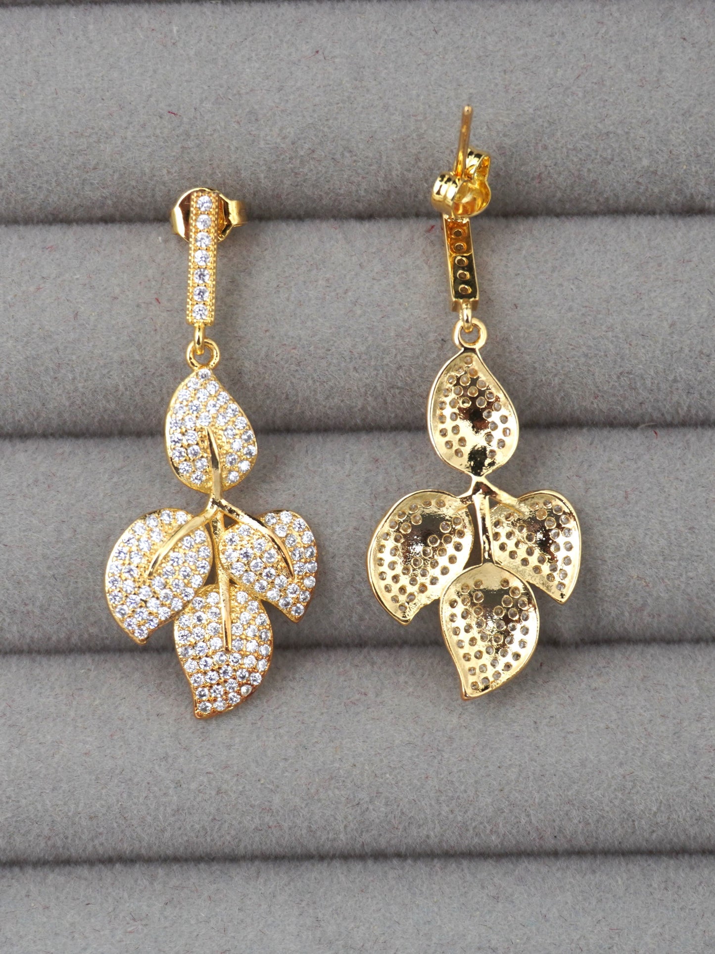 GOLD XENA ZIRCONIA EARRINGS