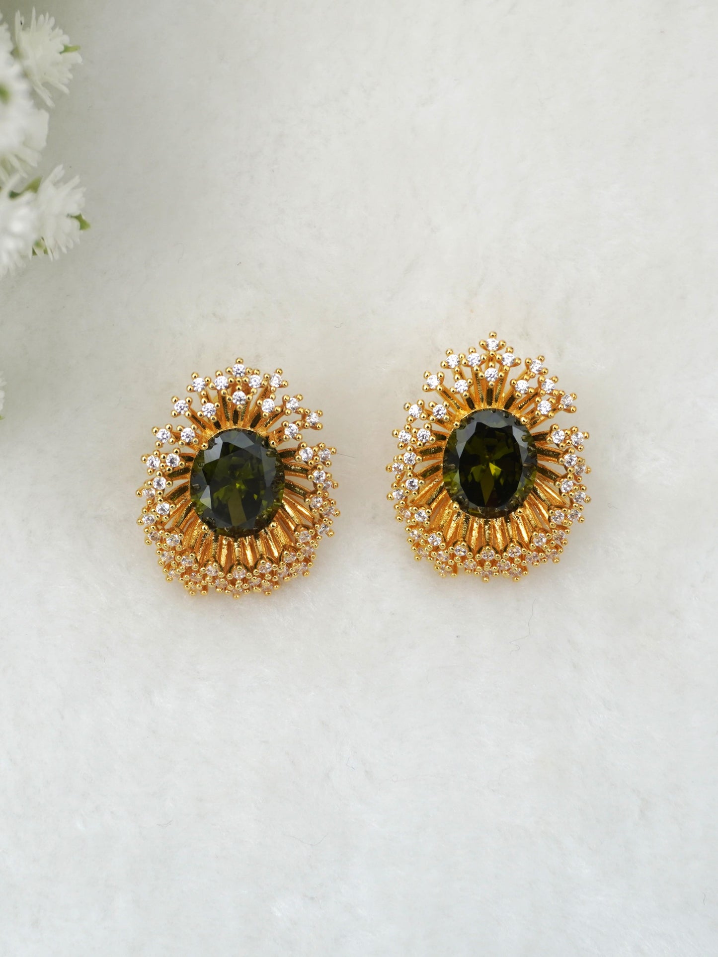 GREEN LAUREL ZIRCONIA EARRINGS