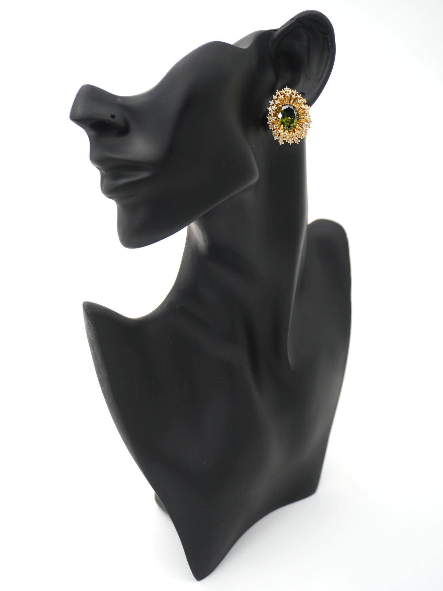 GREEN LAUREL ZIRCONIA EARRINGS
