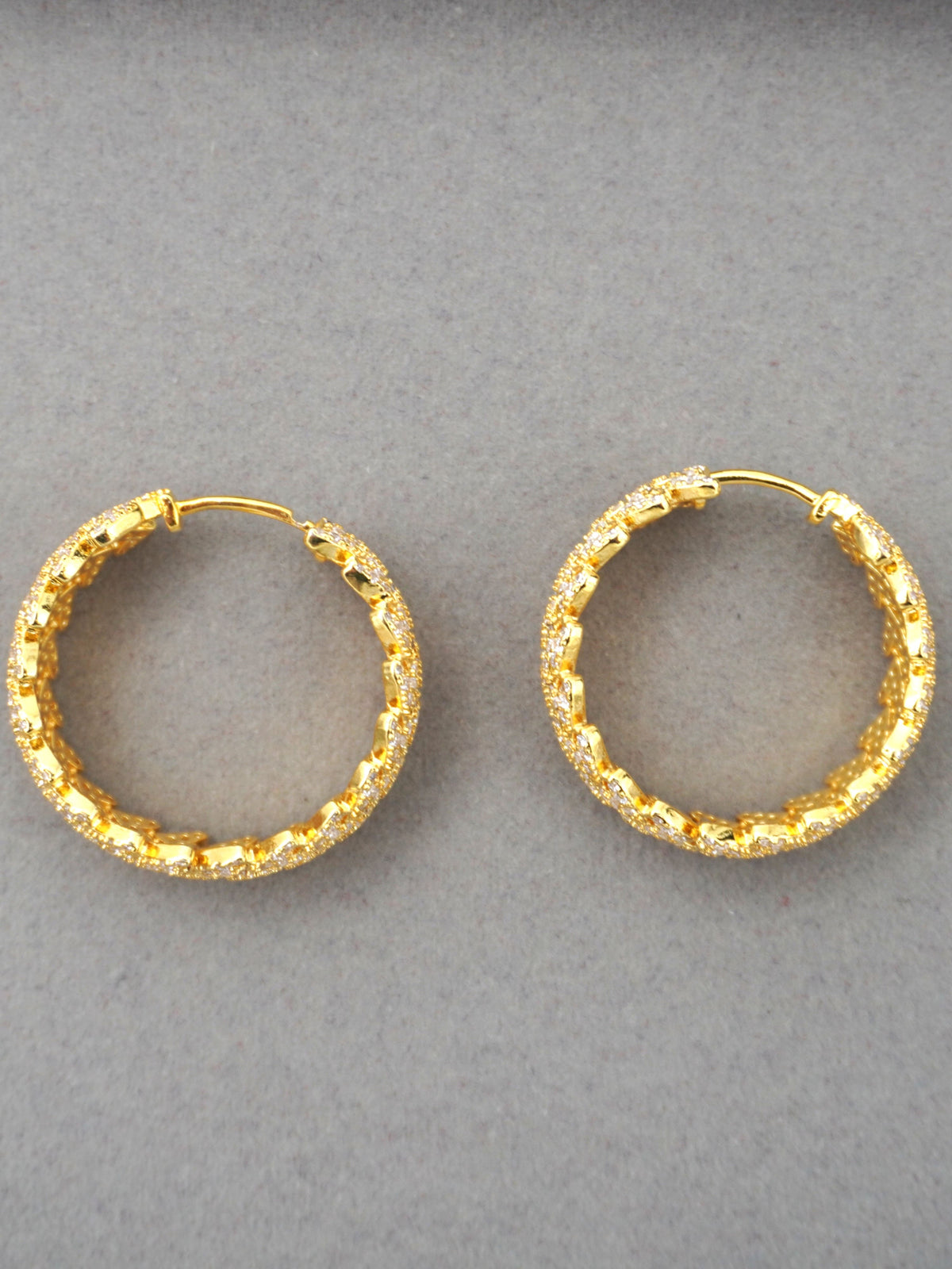 GOLD NIYA ZIRCONIA EARRINGS