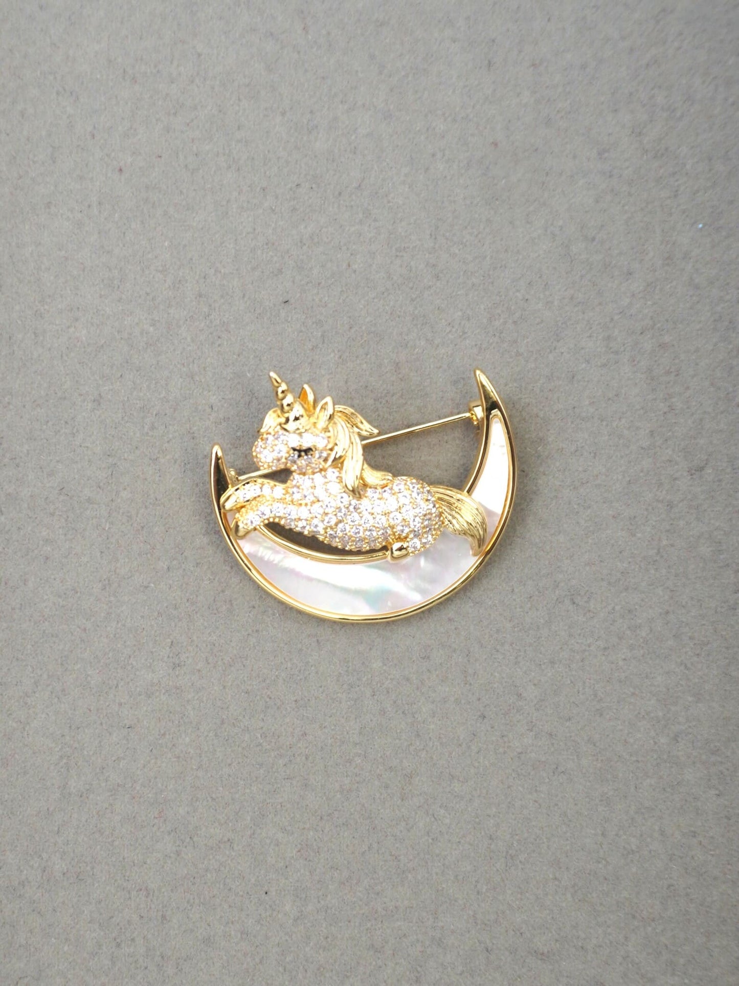 WHITE UNICORN BROOCH