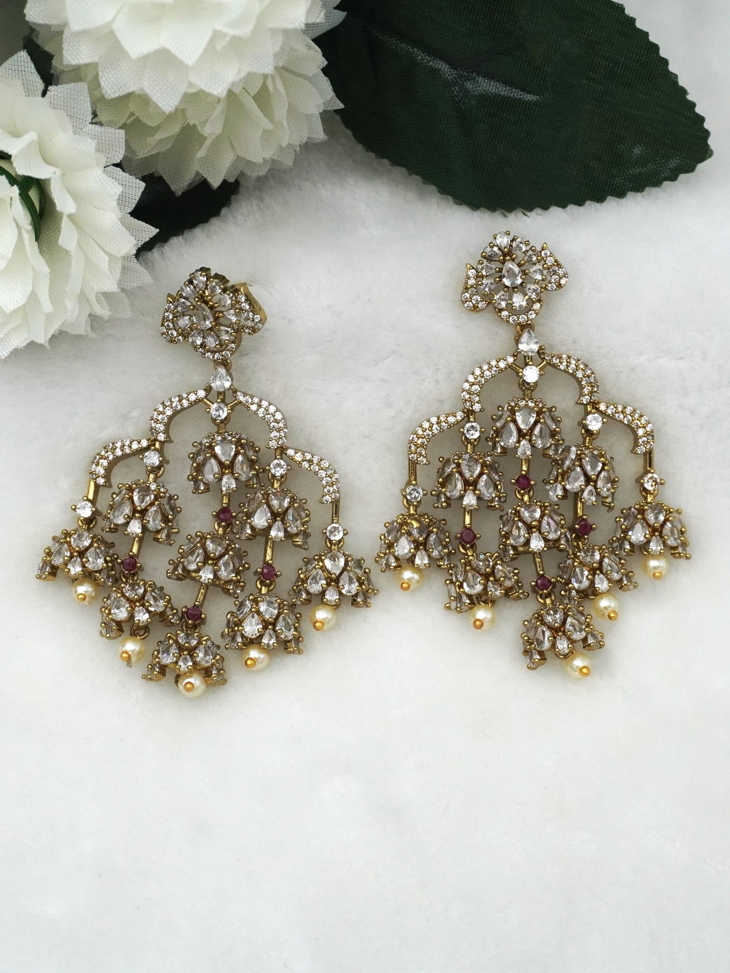 RED OVIYA ZIRCONIA EARRINGS