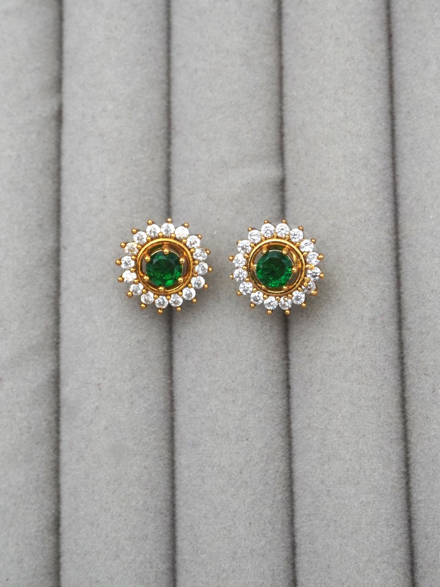 GREEN UMA ZIRCONIA EARRINGS