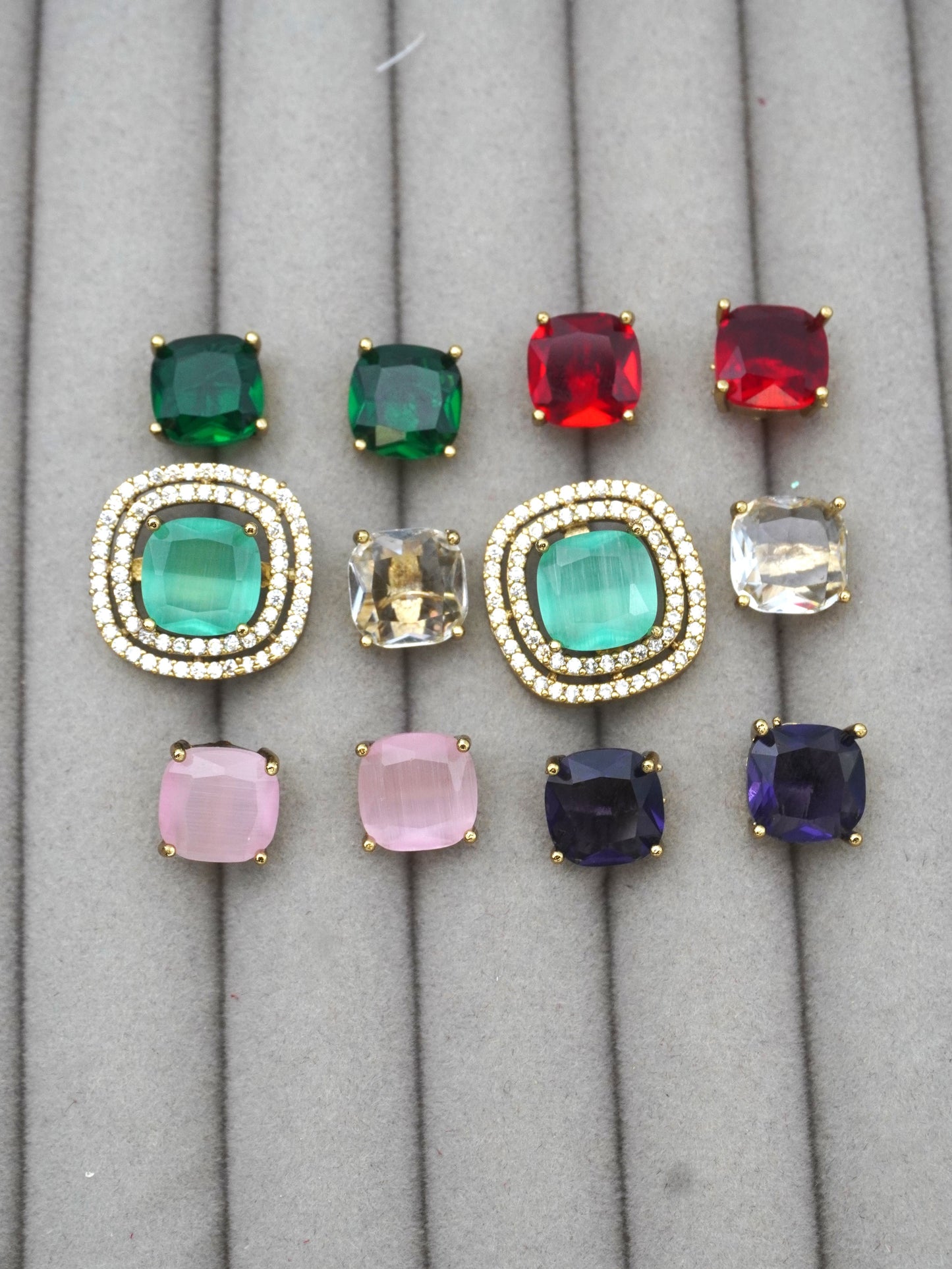 MULTICOLOR CHARU ZIRCONIA EARRINGS(6 in 1)