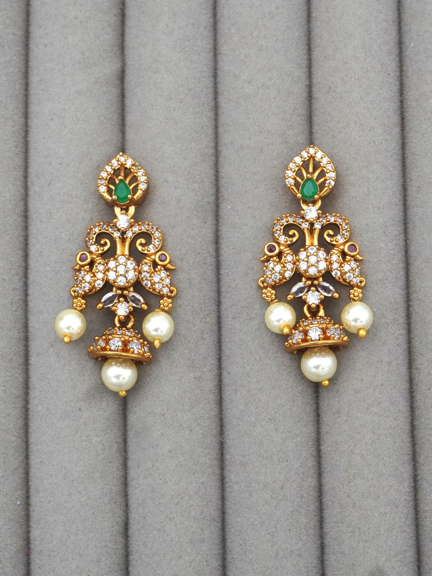 GREEN NUPUR ZIRCONIA EARRINGS