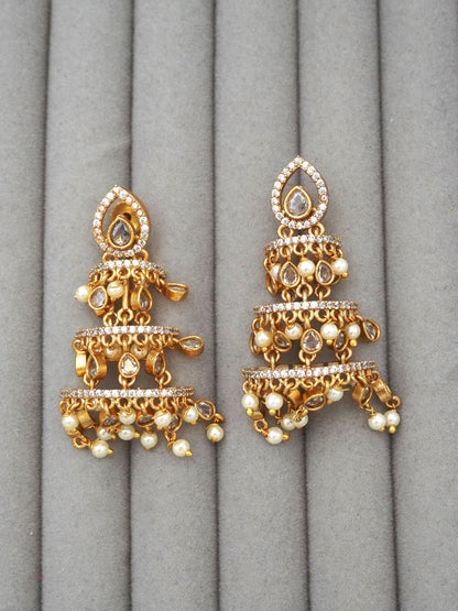 WHITE TARUNI ZIRCONIA EARRINGS