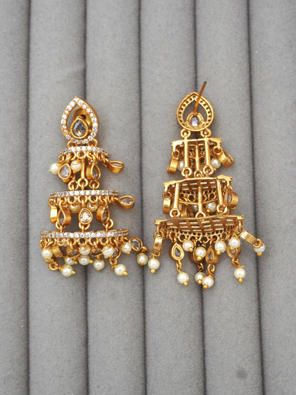 WHITE TARUNI ZIRCONIA EARRINGS